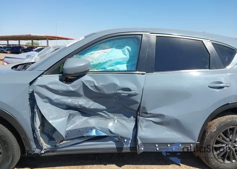 2020 Mazda Cx-5 Sport z USA, uszkodzony, nr VIN JM3KFABM8L0855392